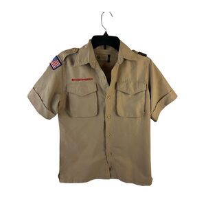 Boy Scout America BSA khaki shirt youth medium (Flag Patch)